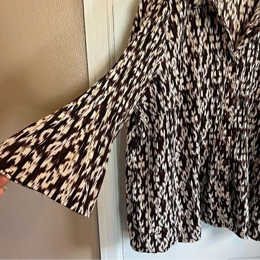Fred David Patterned button down top - Picture 5 of 7
